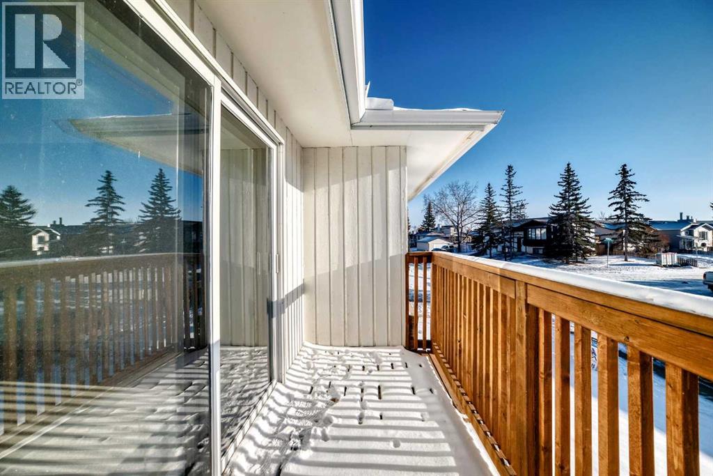 Single Family House Bi-level for Sale in  Castlebrook Way NE Castleridge Calgary 