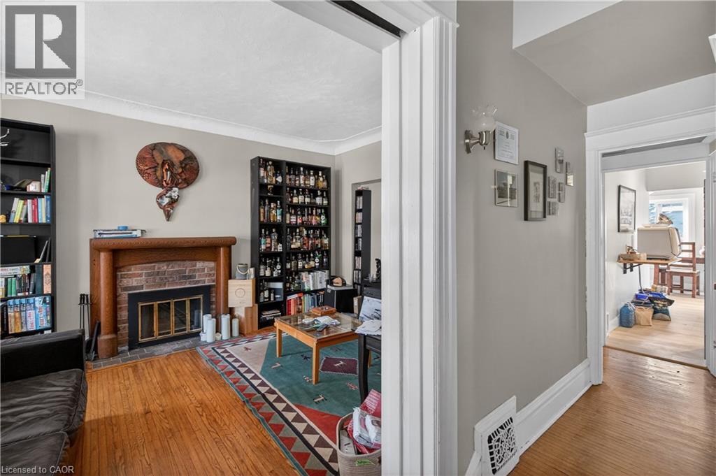 147 HOMEWOOD AVENUE - 6
