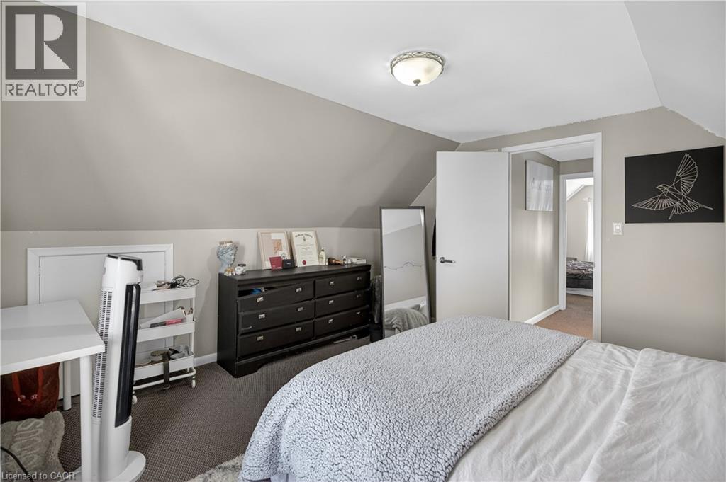 147 HOMEWOOD AVENUE - 38