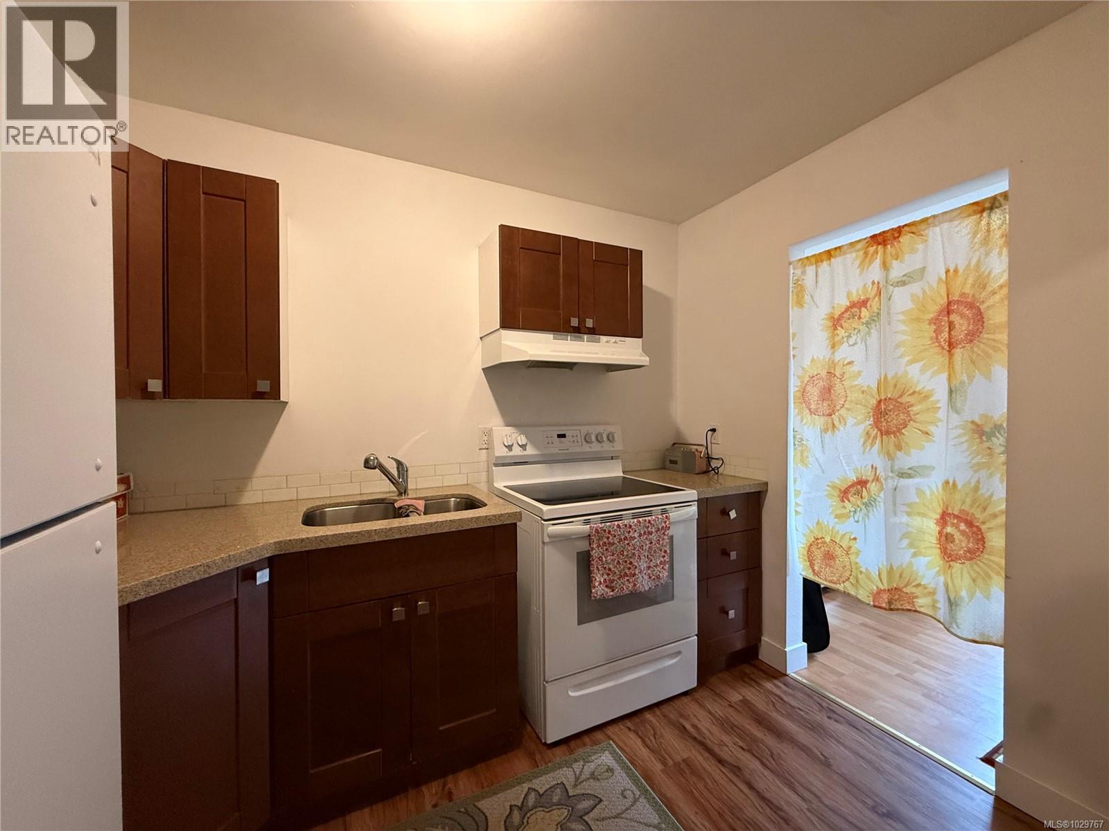 #3 7077 HIGHLAND DR - 5