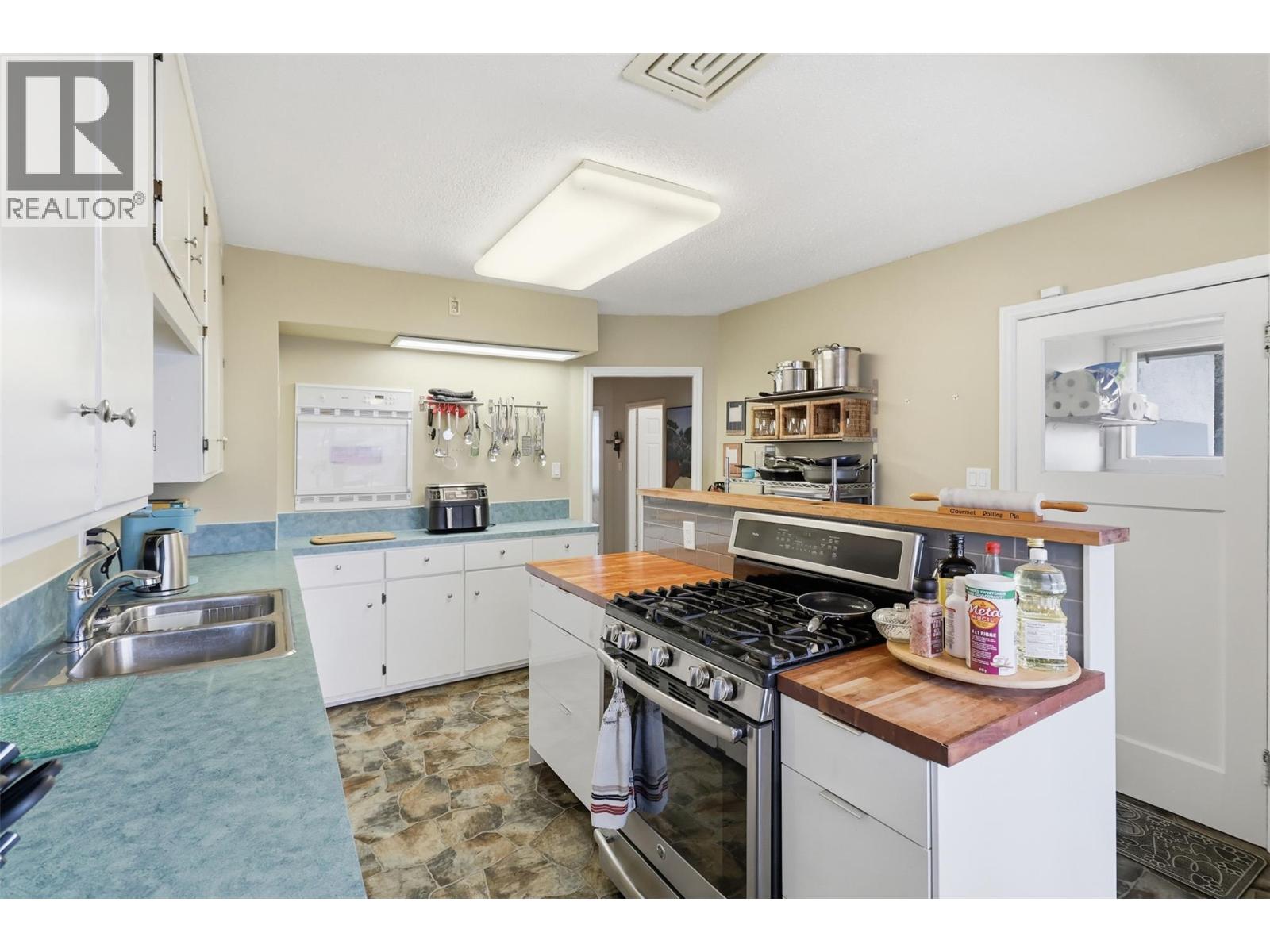 351 FORTUNE Drive, Kamloops