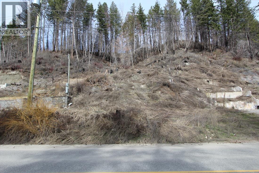 5183 Squilax Anglemont Road, Celista