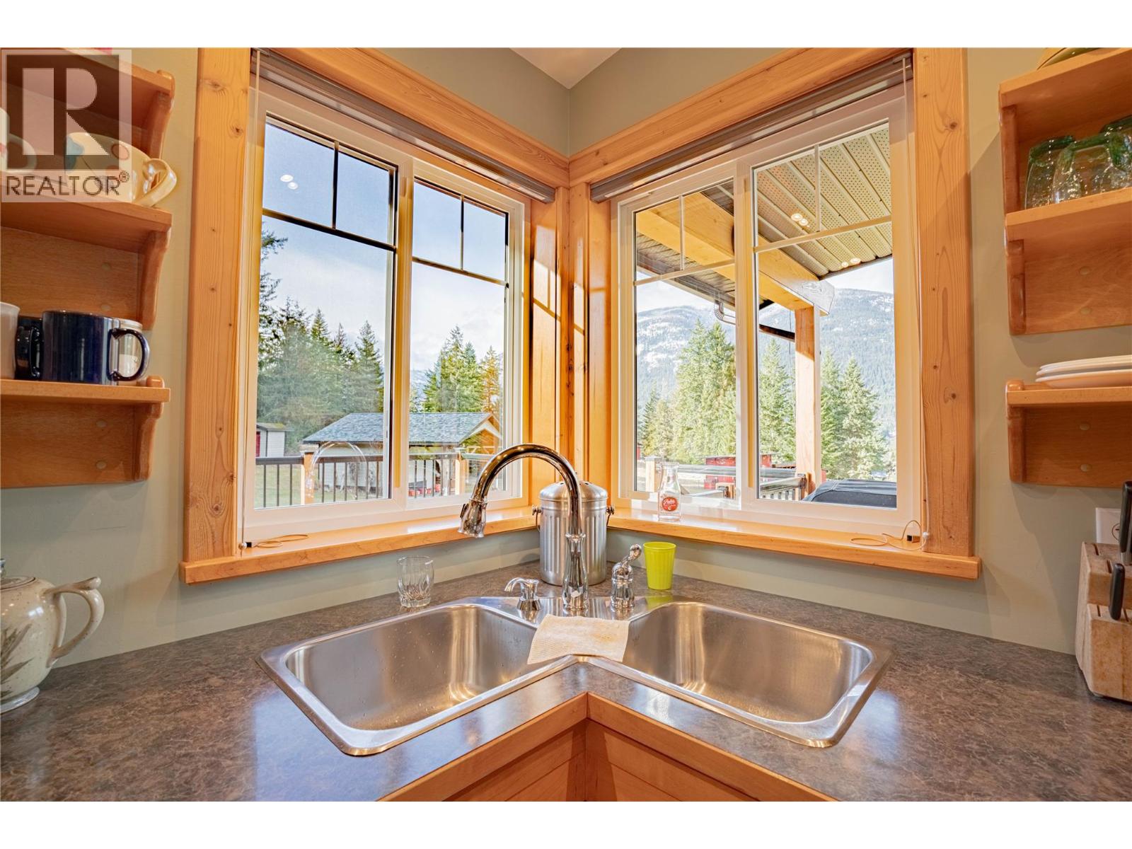 784 Lewis Road, Harrop