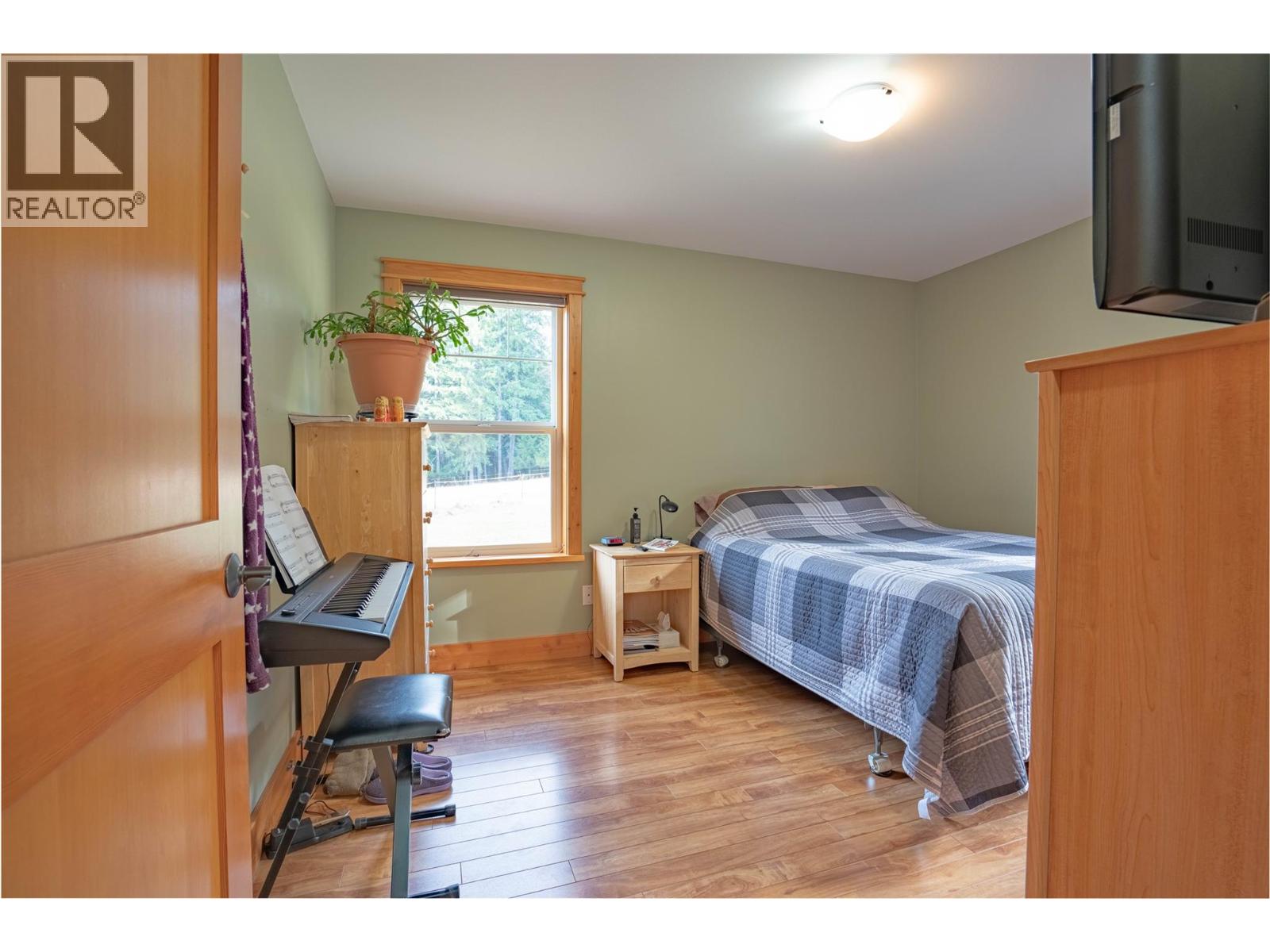 784 Lewis Road, Harrop