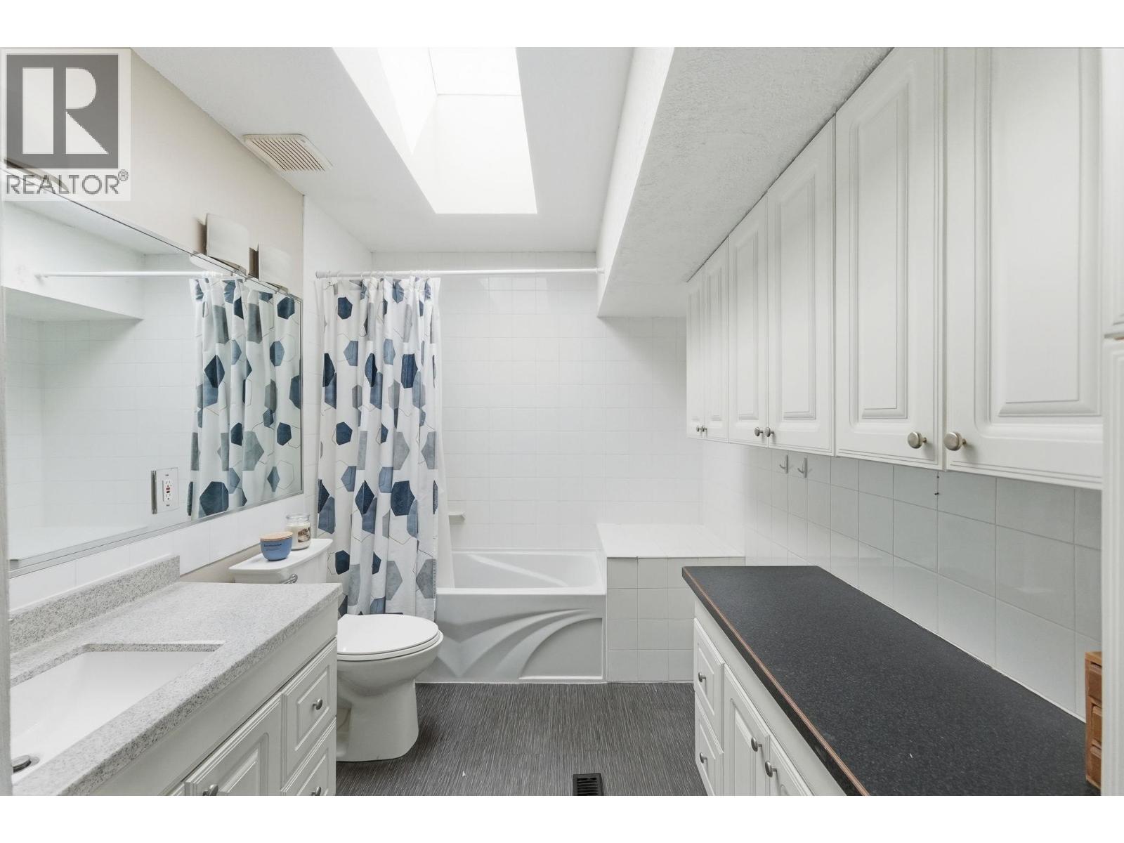 6251 Renfrew Road, Peachland