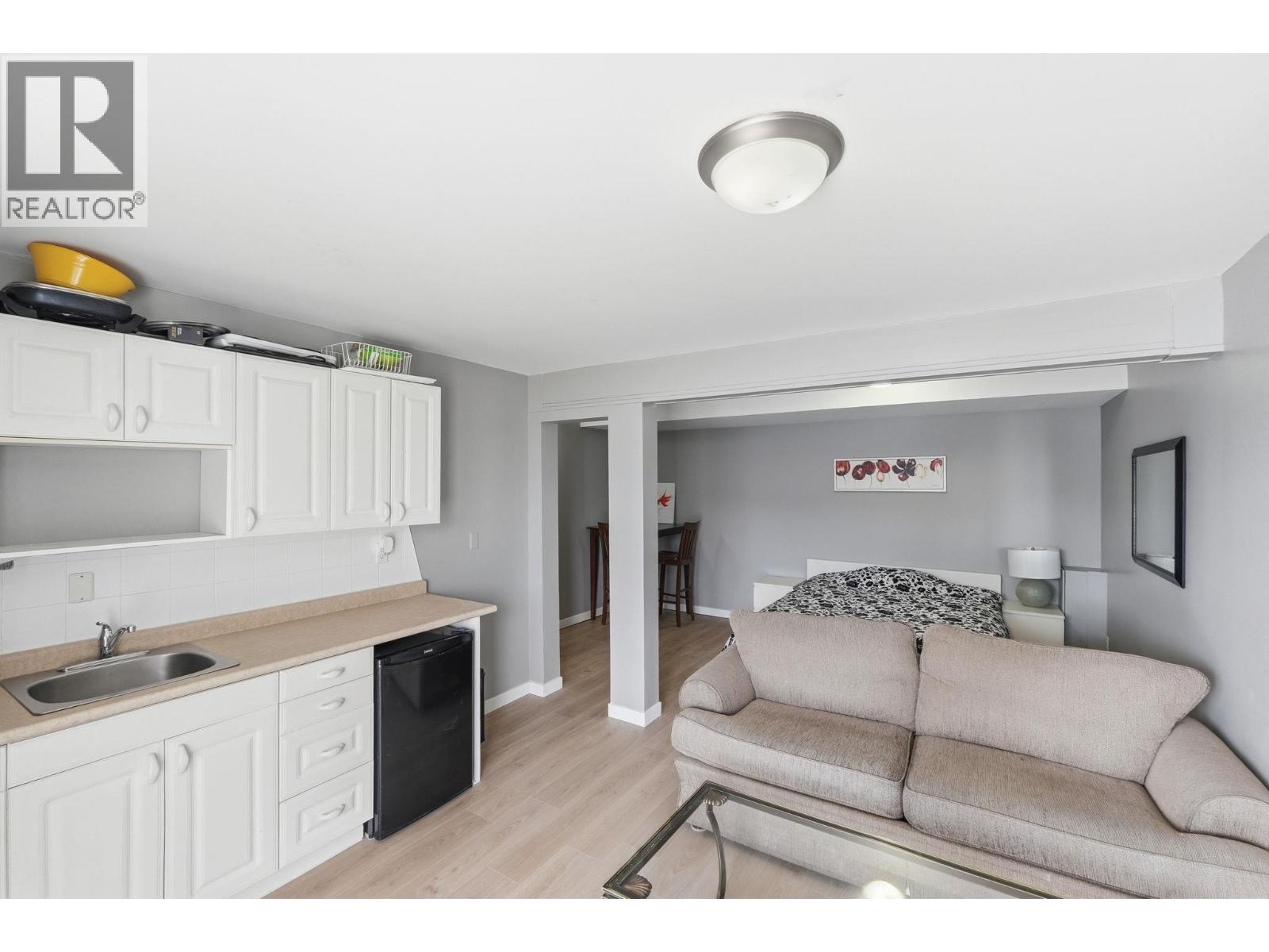 6251 Renfrew Road, Peachland