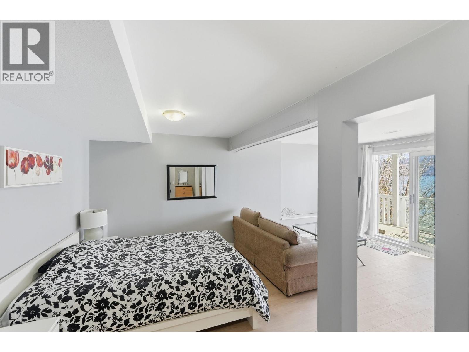 6251 Renfrew Road, Peachland