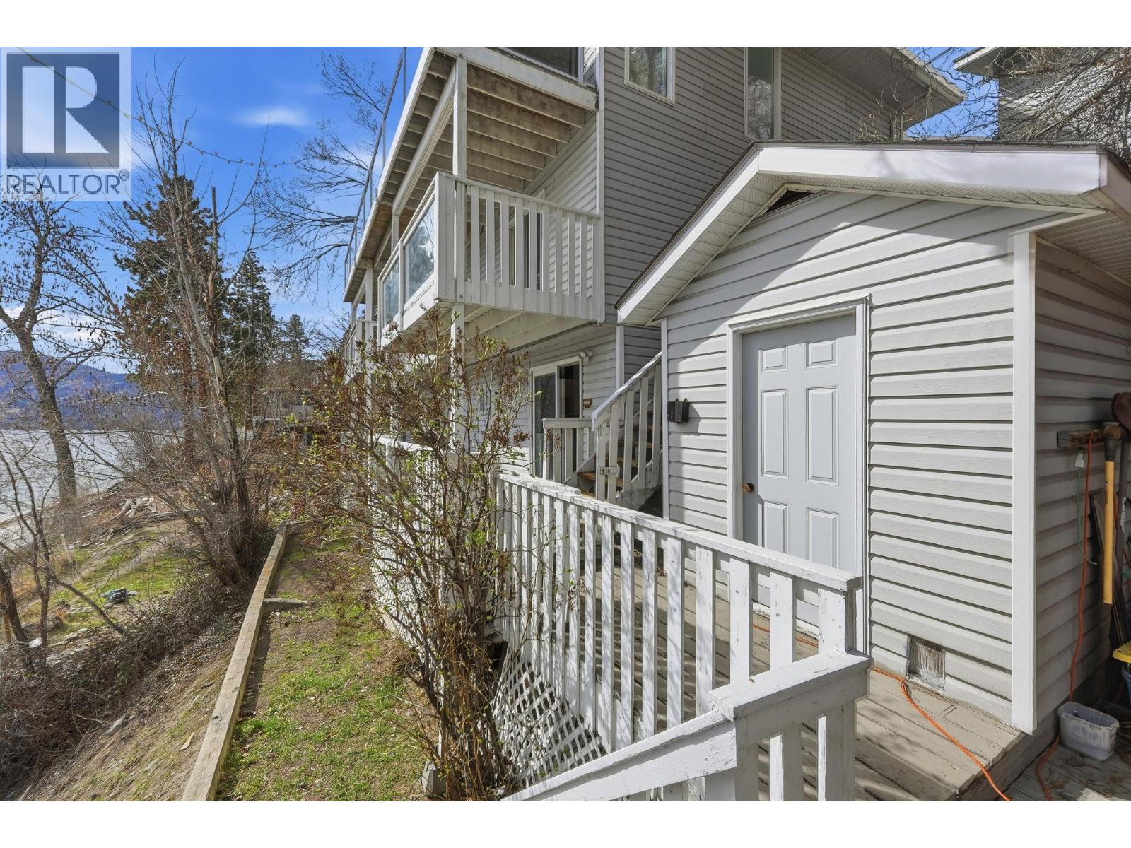 6251 Renfrew Road, Peachland