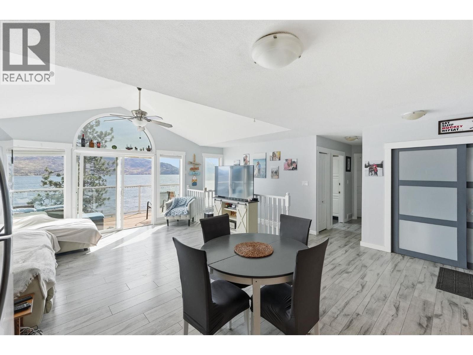 6251 Renfrew Road, Peachland