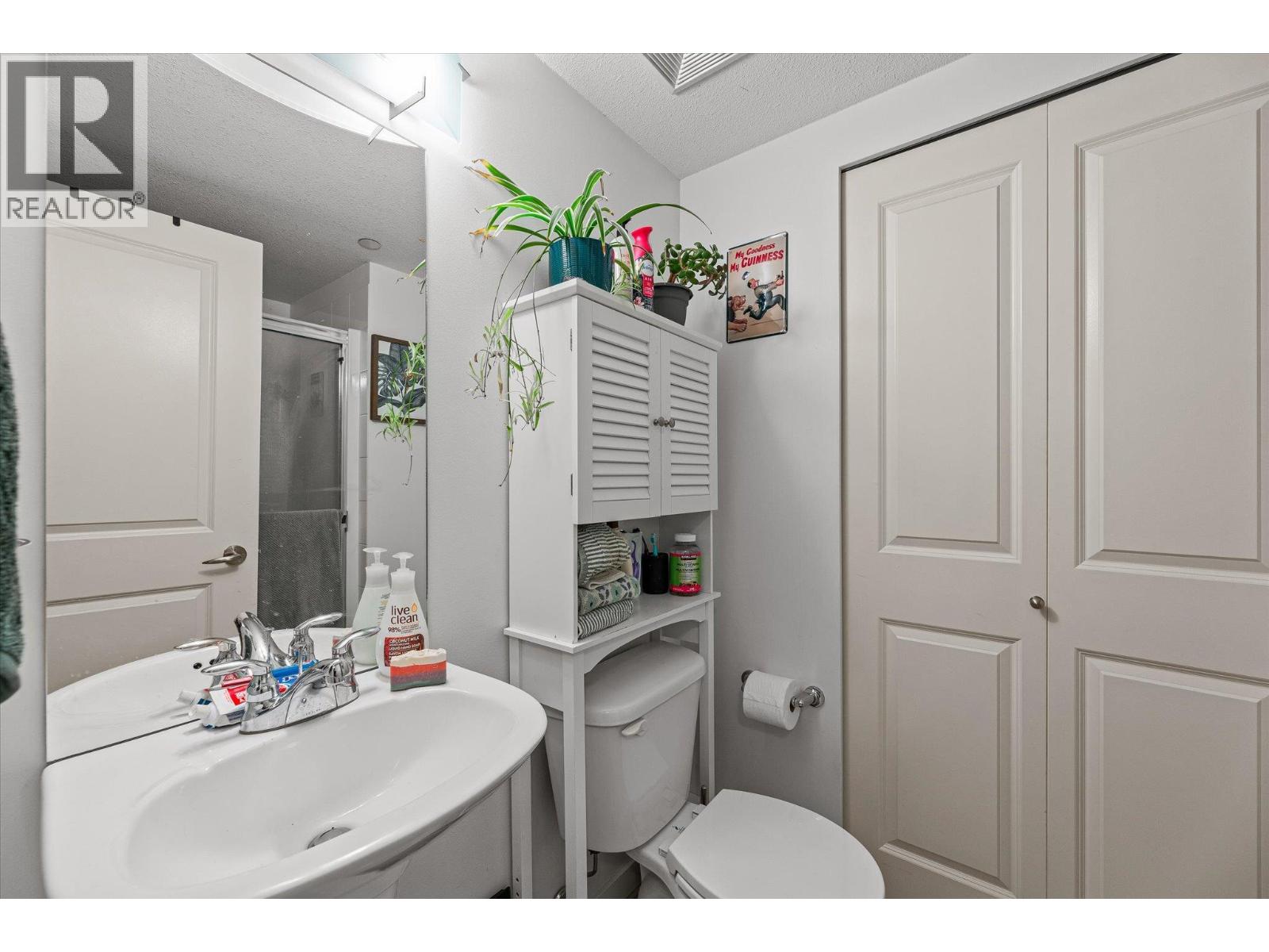 539 Yates Road Unit# 403, Kelowna