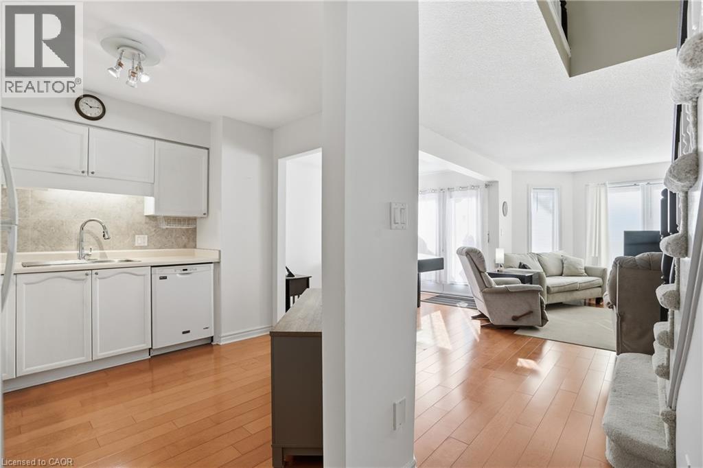53 MYRTLE Avenue - 6