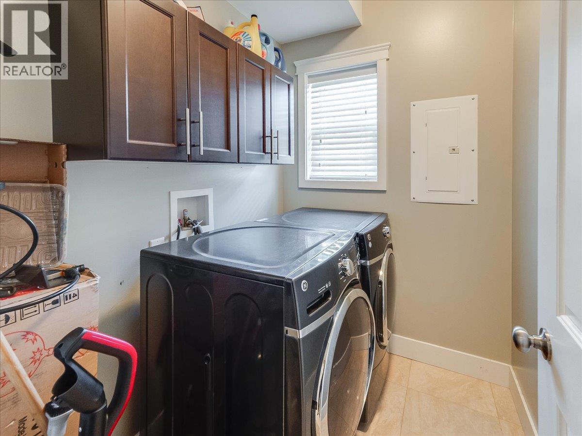 625 11TH Avenue Unit# 6, Castlegar