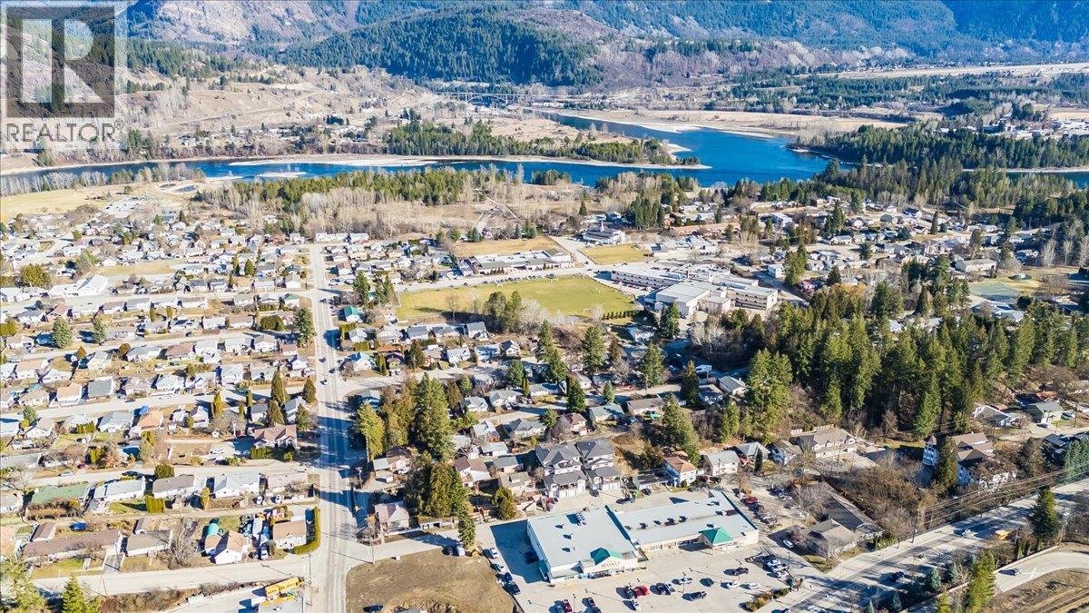 625 11TH Avenue Unit# 6, Castlegar