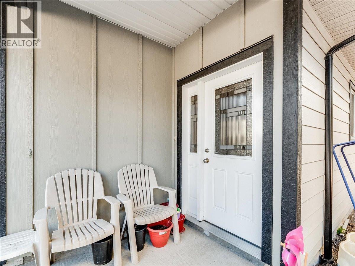 625 11TH Avenue Unit# 6, Castlegar