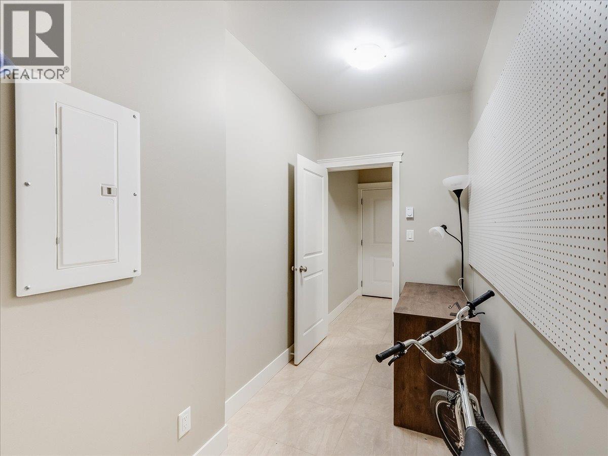 625 11TH Avenue Unit# 6, Castlegar