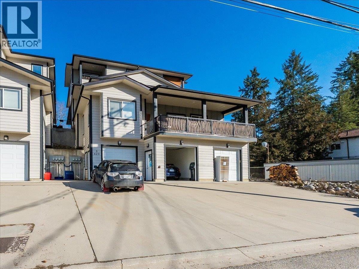 625 11TH Avenue Unit# 6, Castlegar