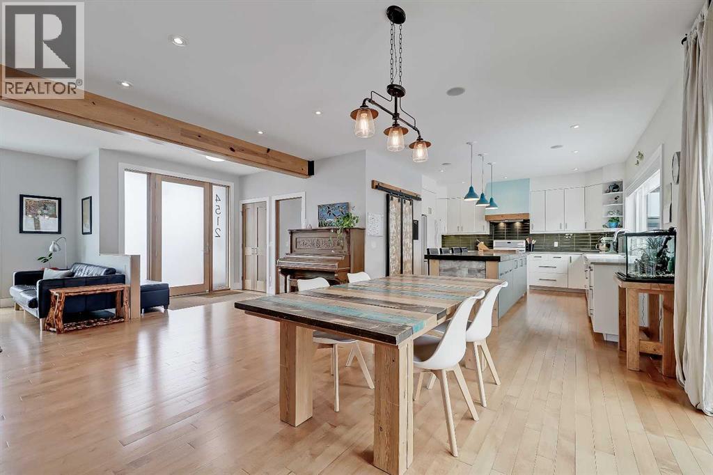 Single Family House for Sale in   Avenue NW Montgomery Calgary 