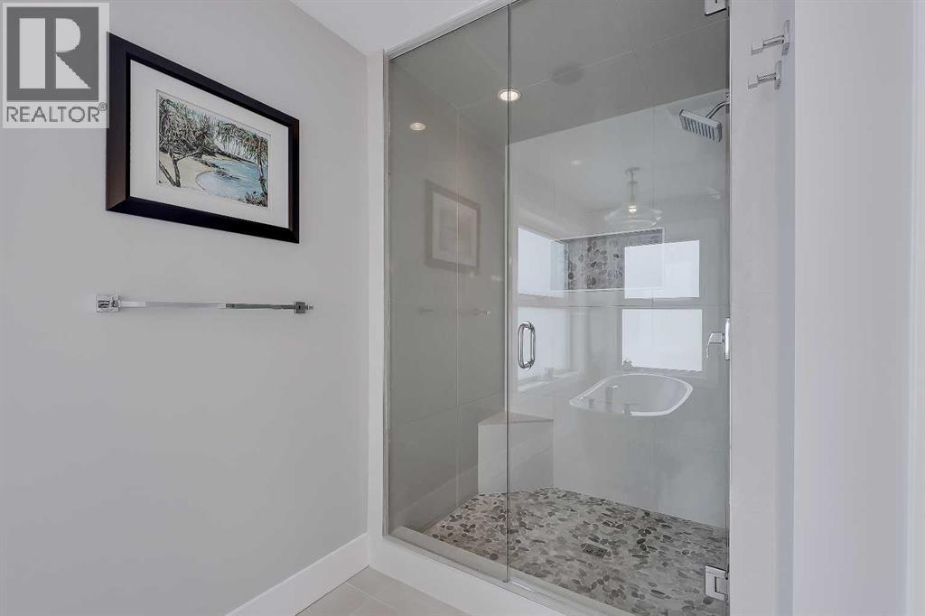 Single Family House for Sale in   Avenue NW Montgomery Calgary 