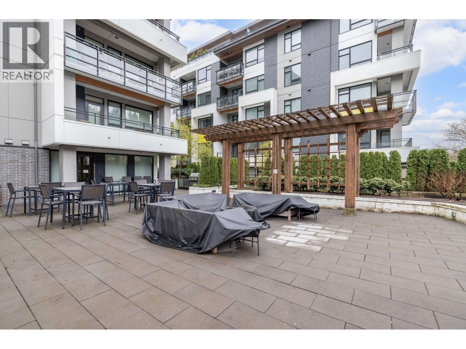 212 3018 ST GEORGE STREET, Port Moody