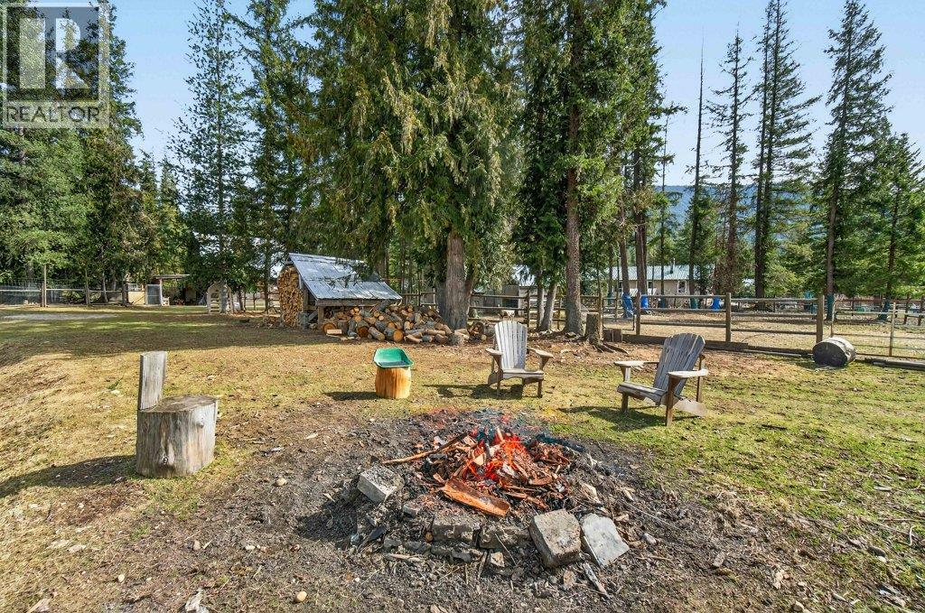 4198 Malakwa Road, Malakwa