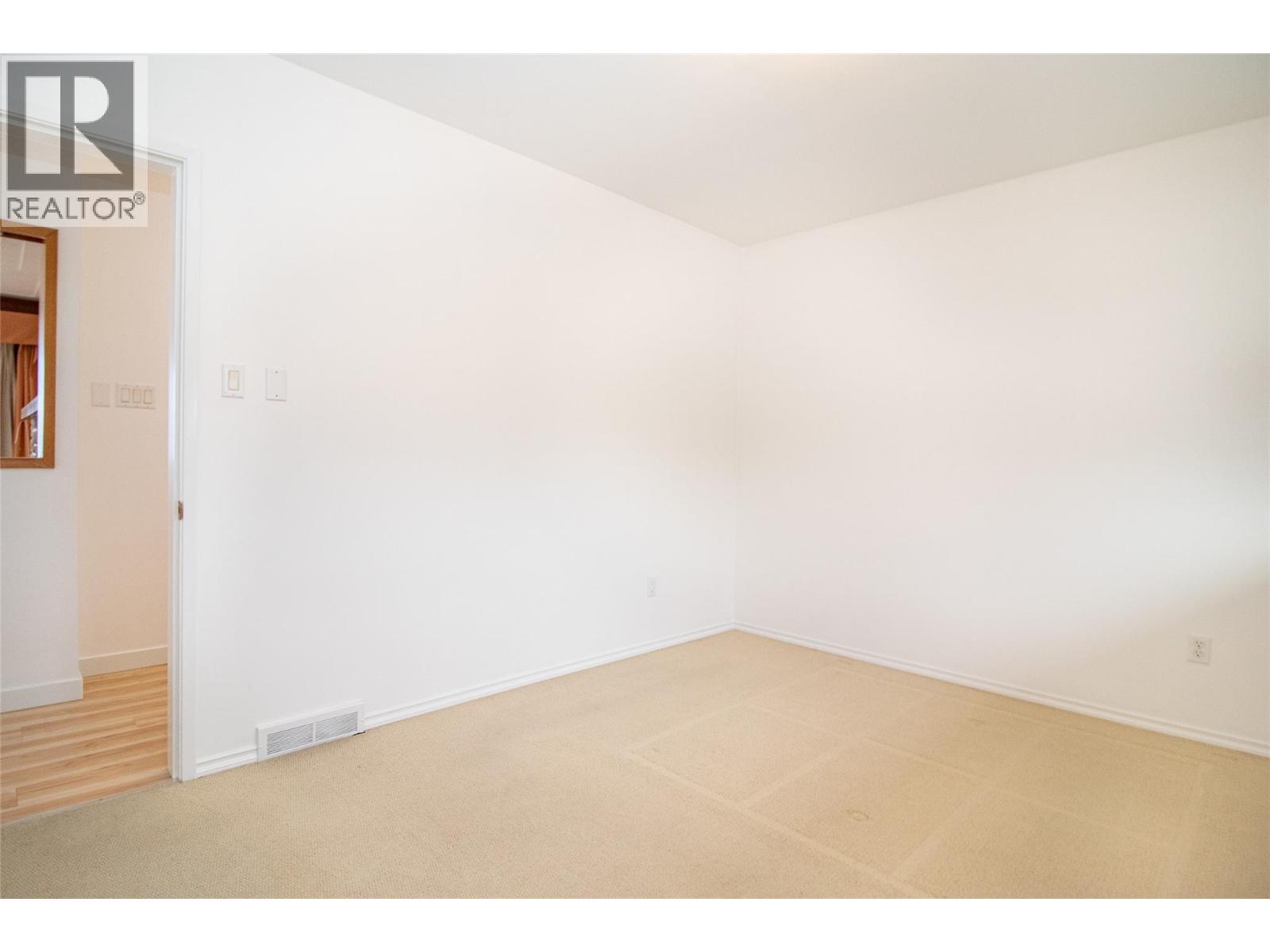  4829 Lakeshore Road, Kelowna