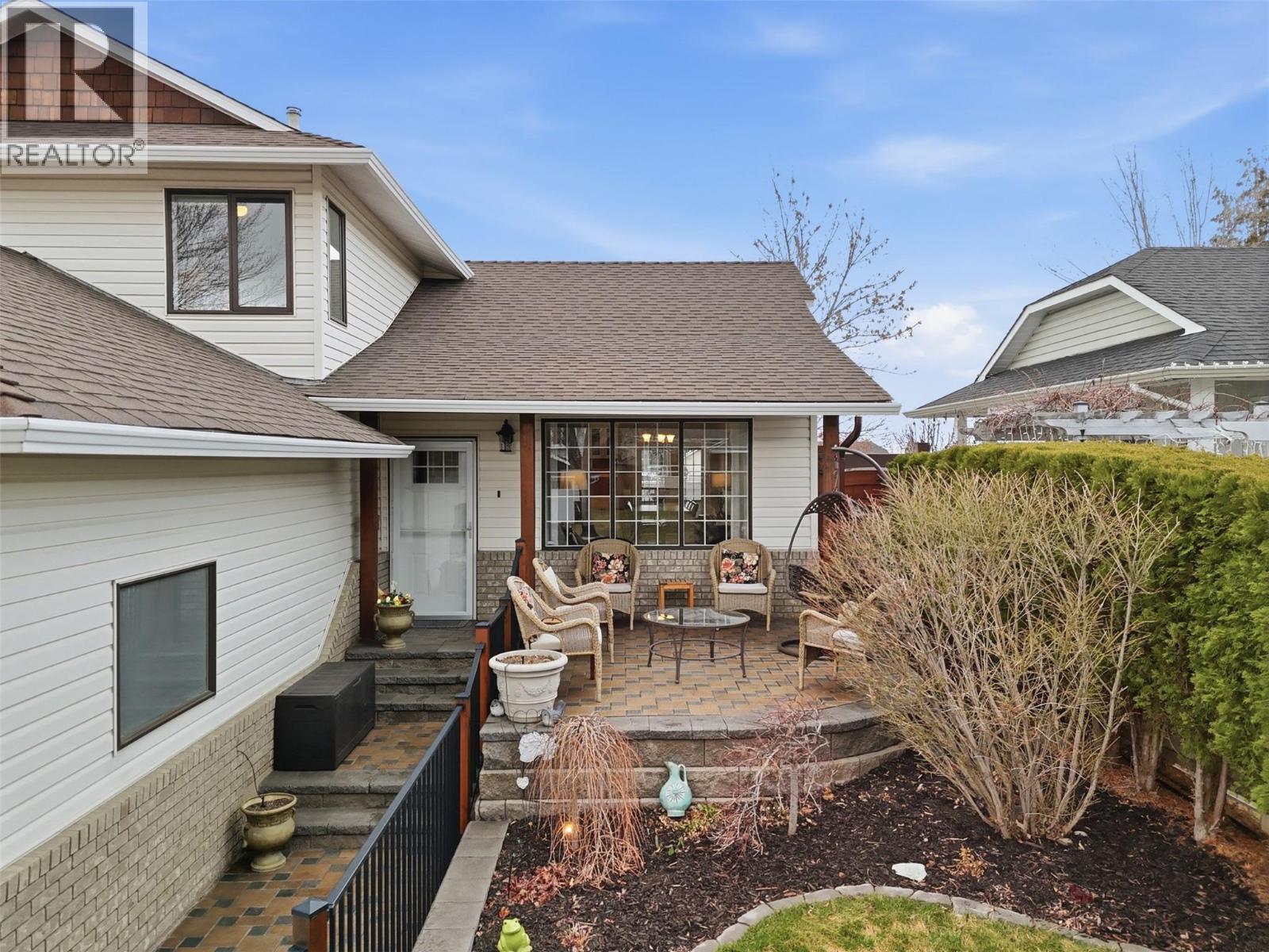  1930 TINNISWOOD Court, Kamloops