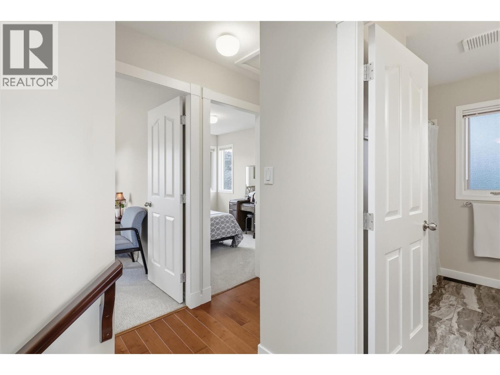  1930 TINNISWOOD Court, Kamloops