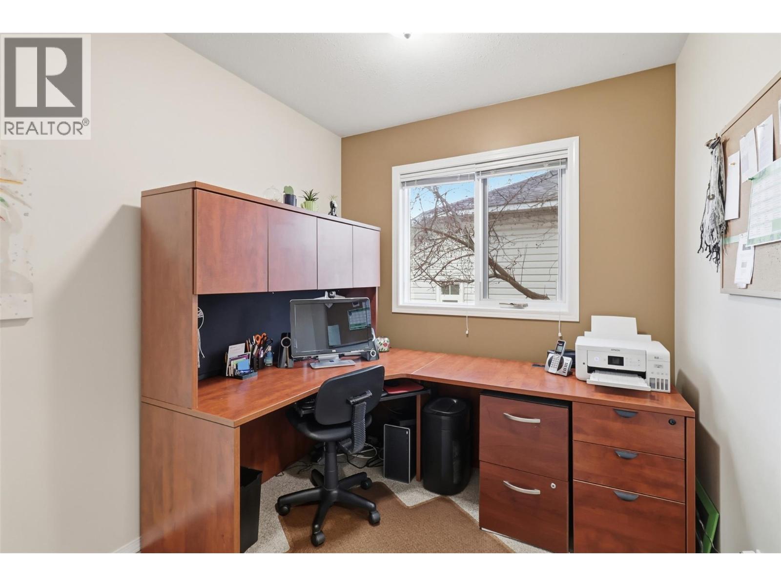 1930 TINNISWOOD Court, Kamloops