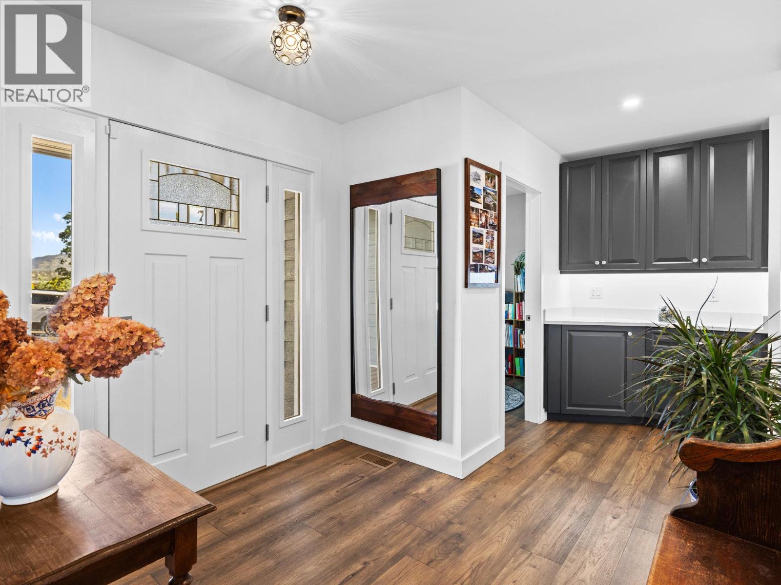 7207 Tucelnuit Drive, Oliver