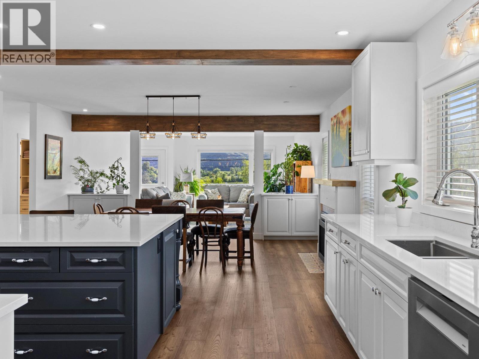 7207 Tucelnuit Drive, Oliver