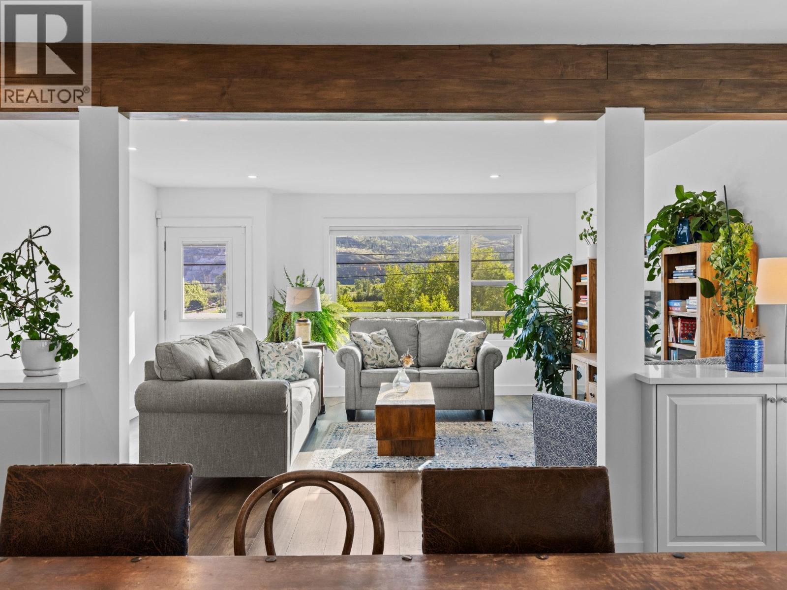 7207 Tucelnuit Drive, Oliver