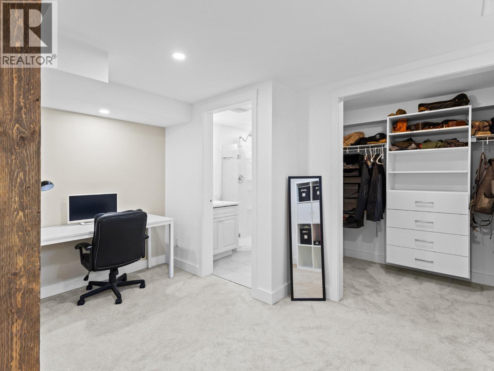 7207 Tucelnuit Drive, Oliver