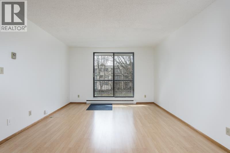 #201-8391 BENNETT Road, Richmond