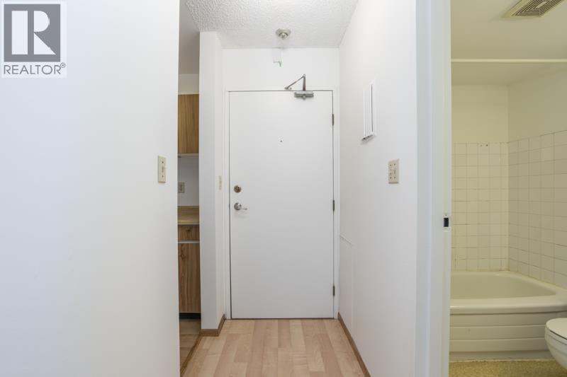 #201-8391 BENNETT Road, Richmond