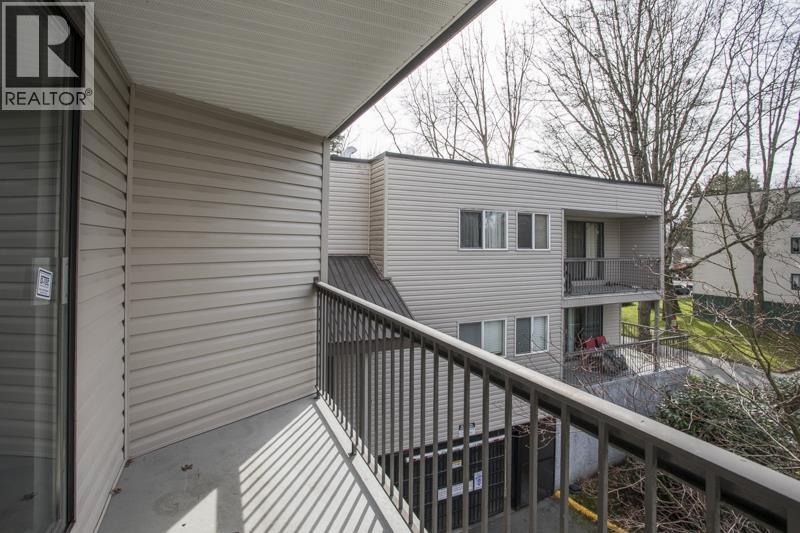 #201-8391 BENNETT Road, Richmond