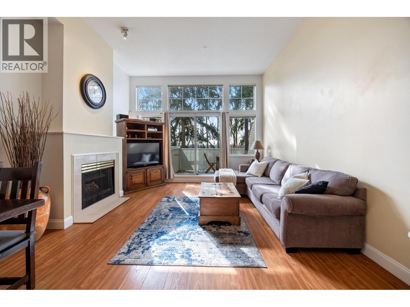 5 3586 RAINIER PLACE