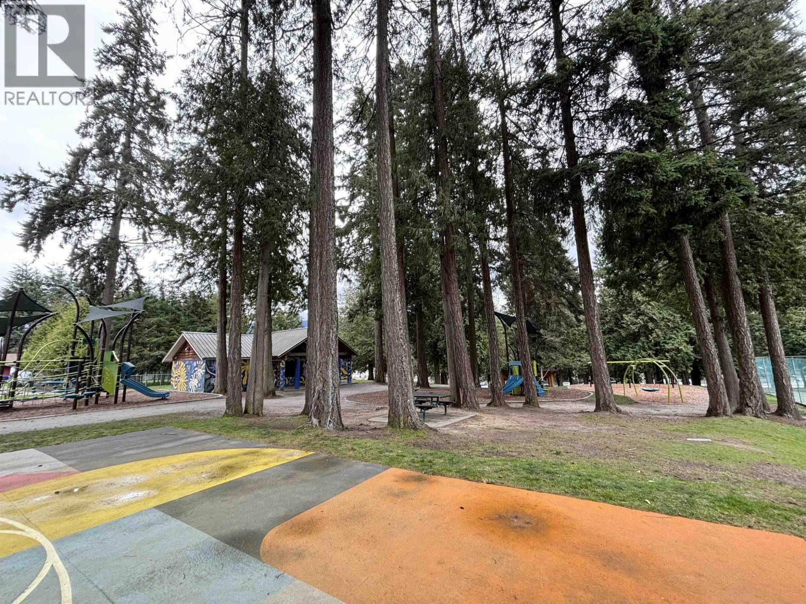 5762 SPINDRIFT STREET, Sechelt