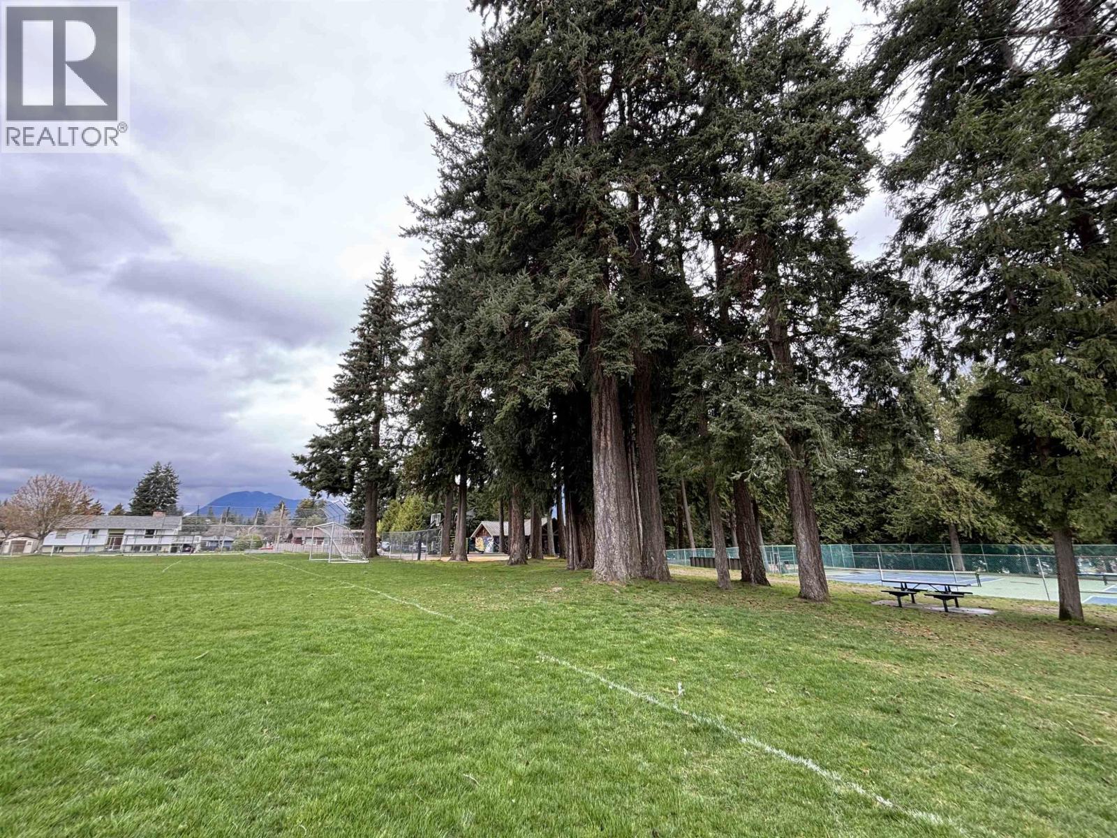 5762 SPINDRIFT STREET, Sechelt