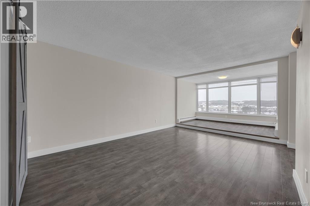 #1006 310 WOODWARD AVENUE - 7