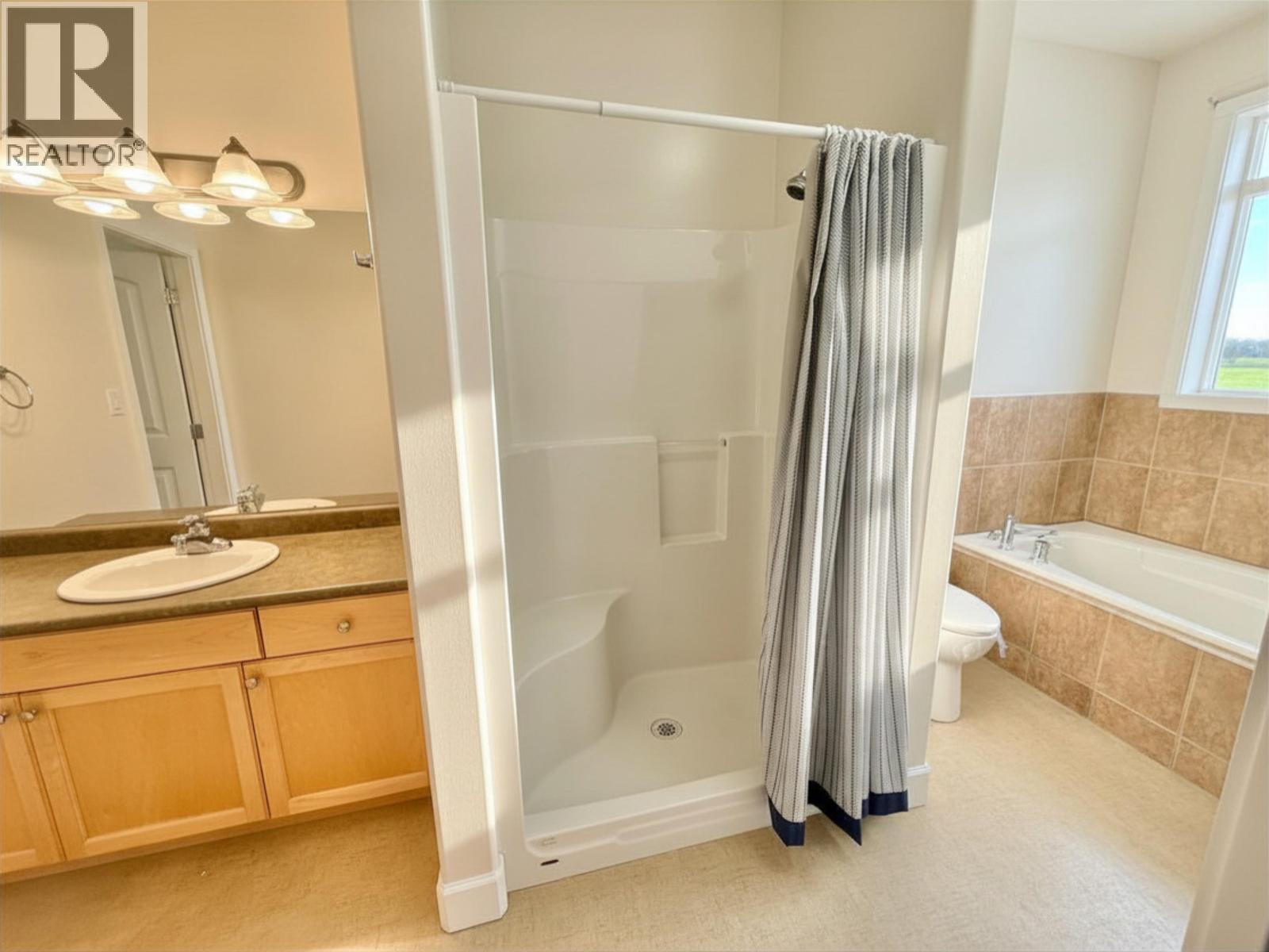 #158 1702 DYKE ROAD - 26