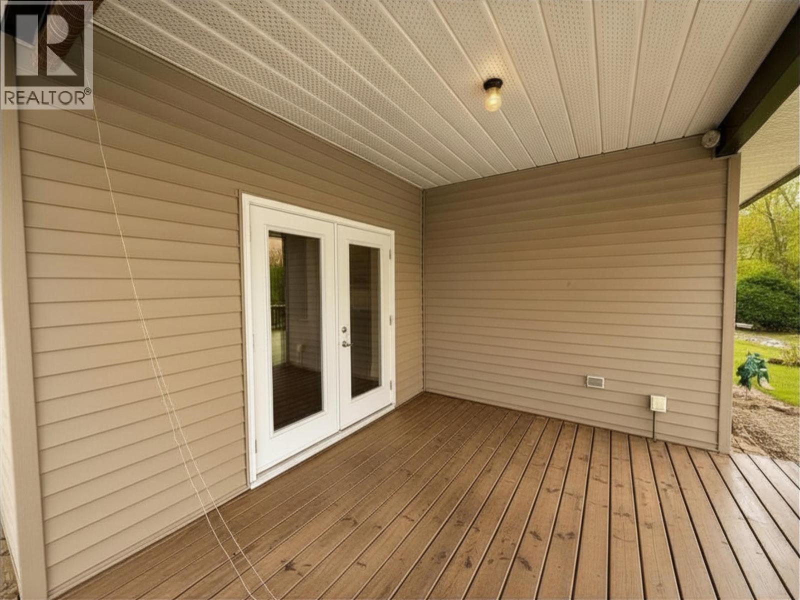 #158 1702 DYKE ROAD - 4