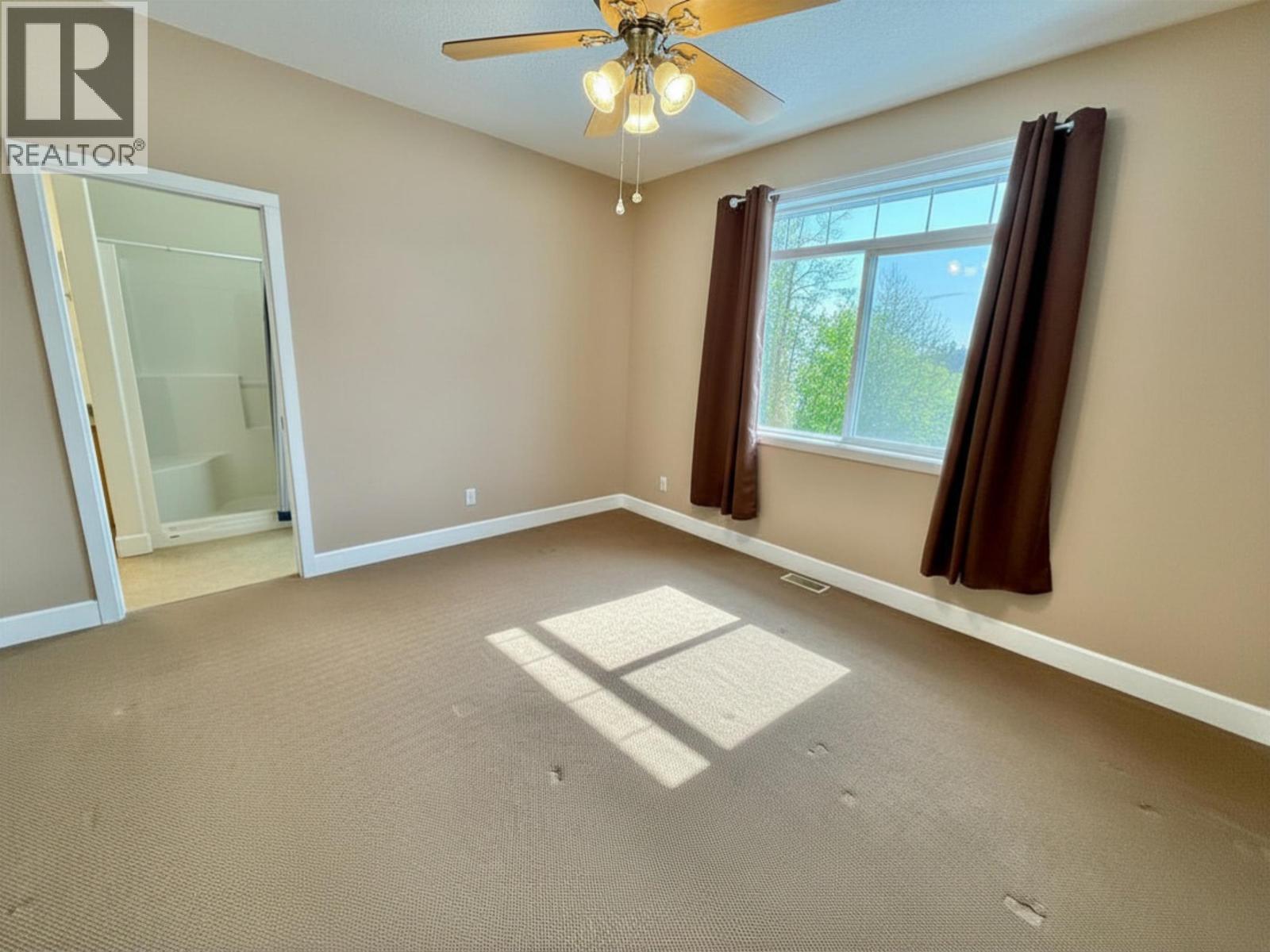 #158 1702 DYKE ROAD - 22