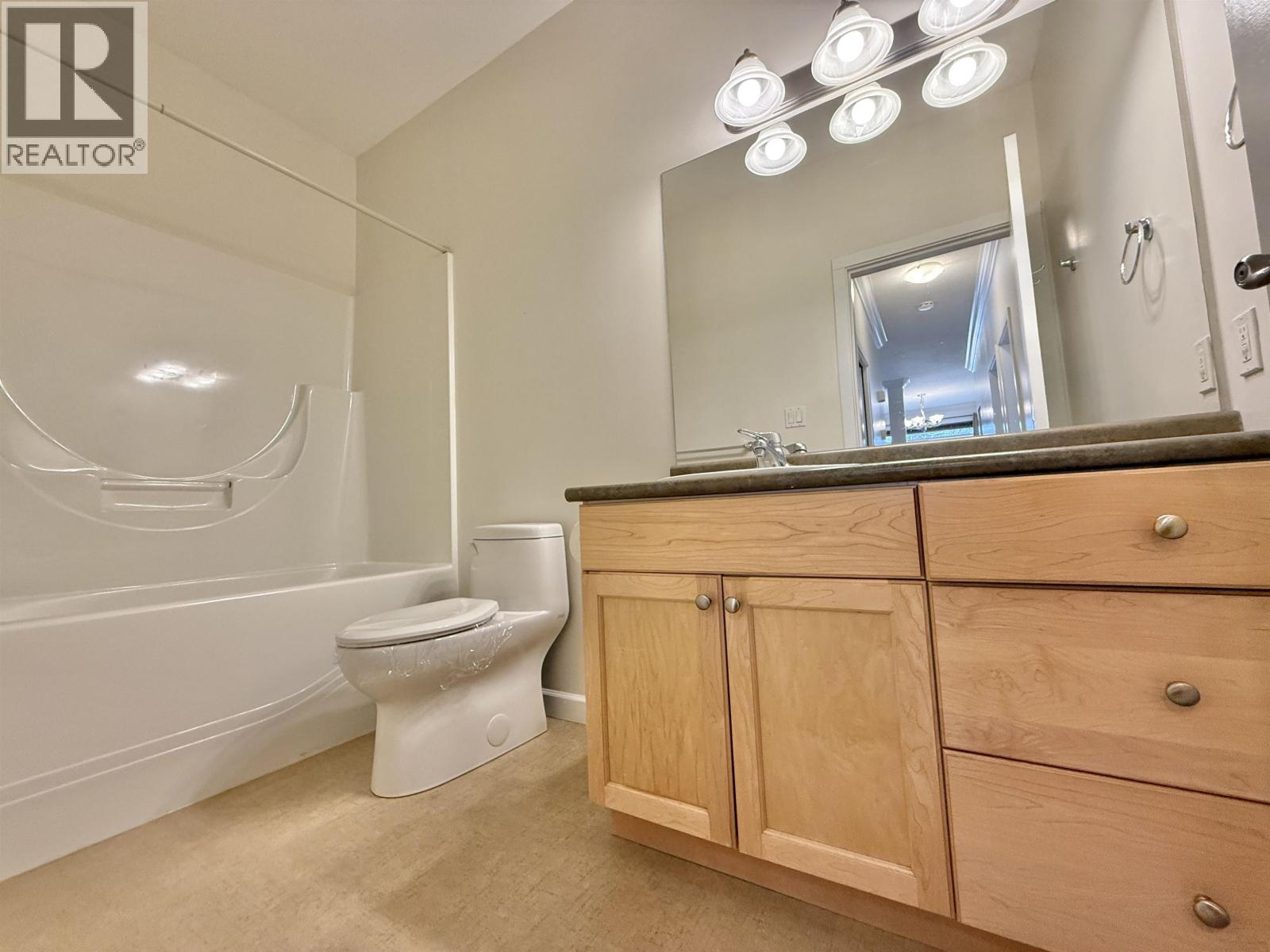 #158 1702 DYKE ROAD - 29