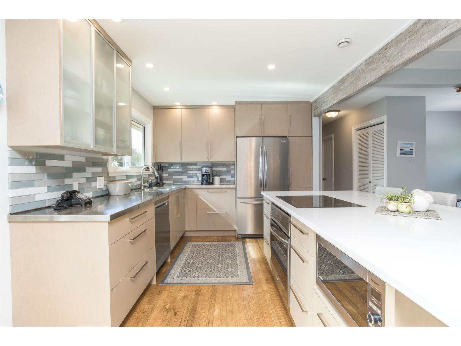 13852 COLDICUTT AVENUE, White Rock