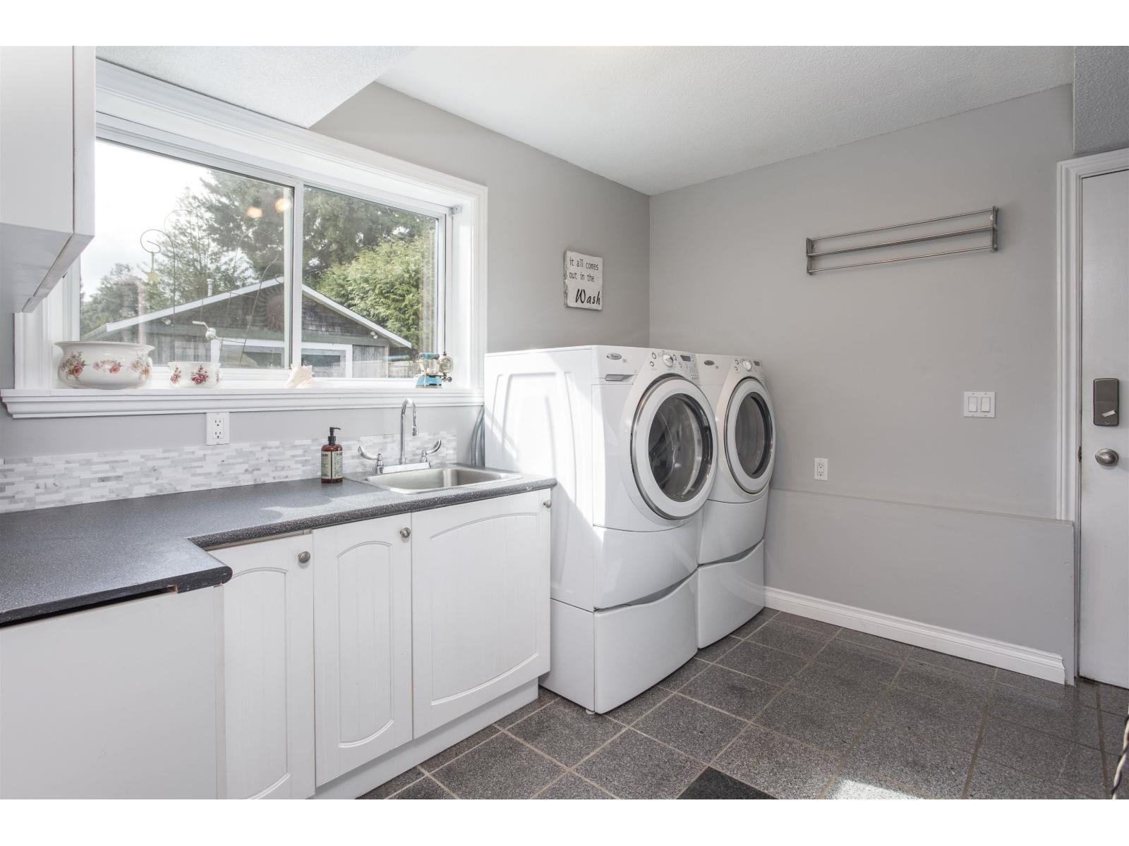 13852 COLDICUTT AVENUE, White Rock