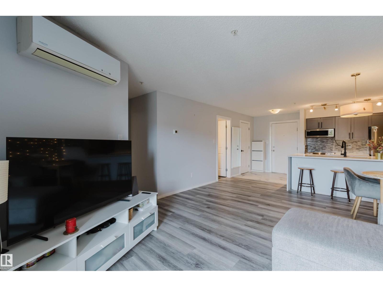 #204 11803 22 AV SW - 14