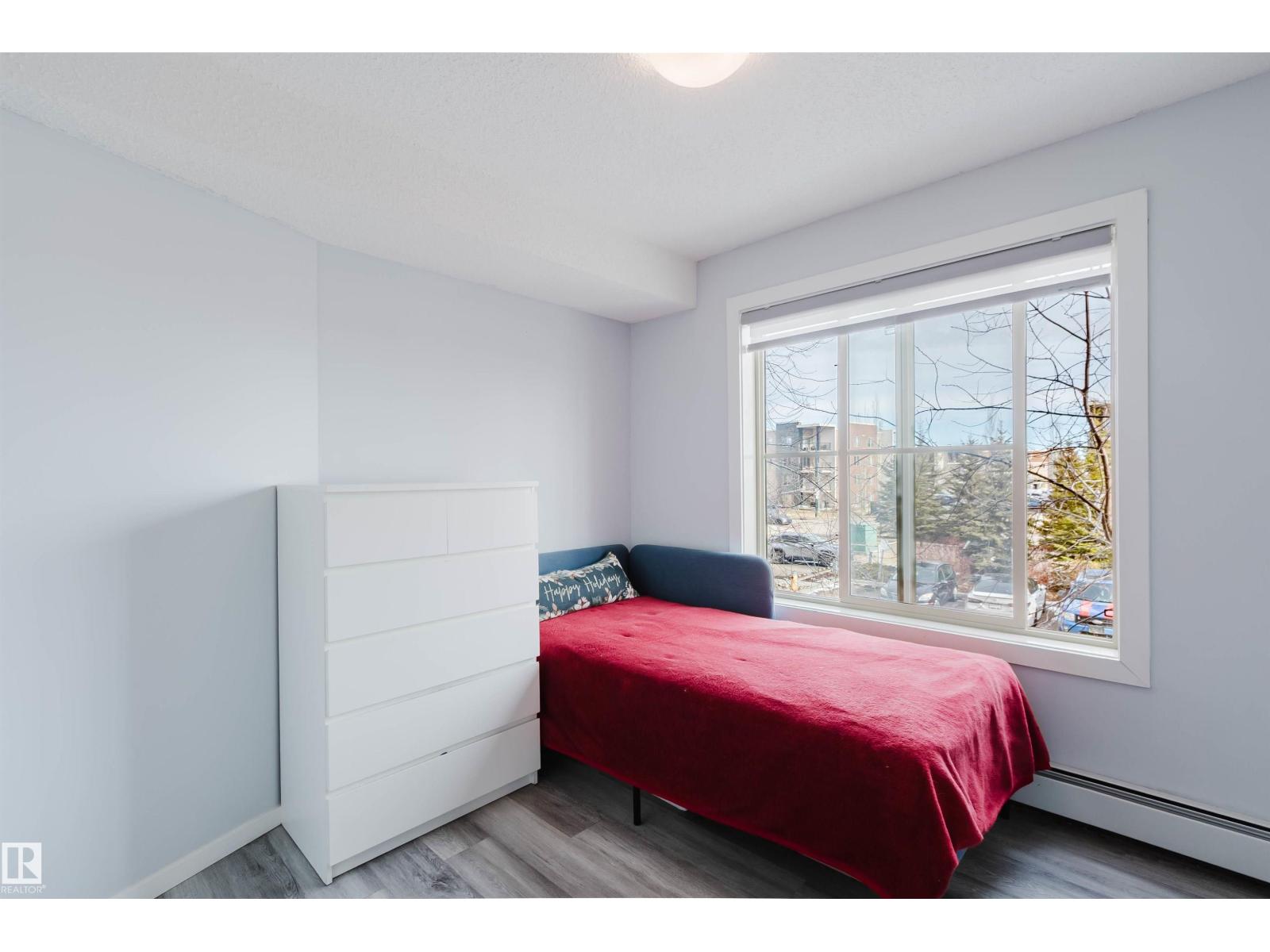 #204 11803 22 AV SW - 17