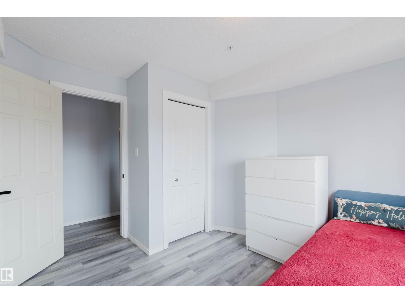 #204 11803 22 AV SW - 16