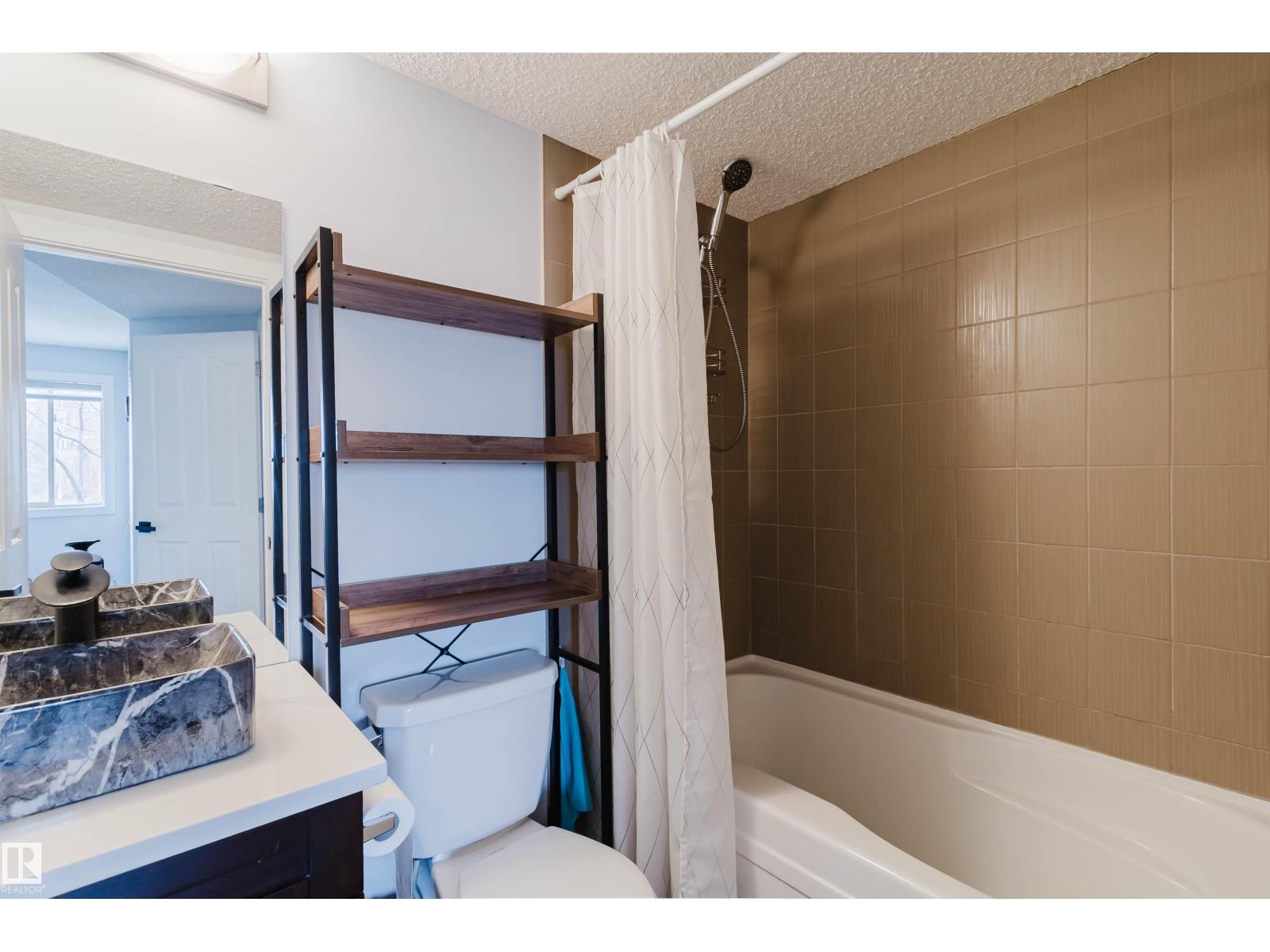 #204 11803 22 AV SW - 22