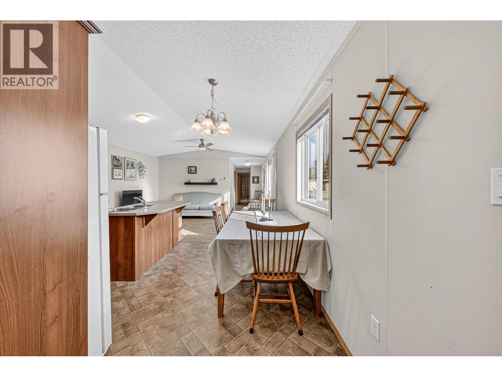 100 INDUSTRIAL ROAD 1 Road Unit# 108, Sparwood